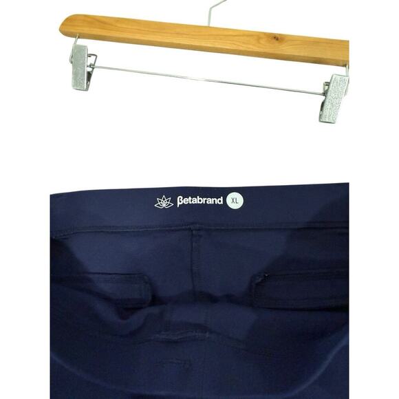 Betabrand Navy Blue Stretch Pull On Capri Pants Professional Work Womens XL - Picture 3 of 7